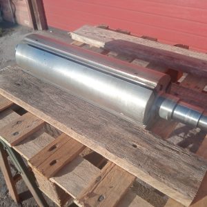 Wał do wyrówniarki