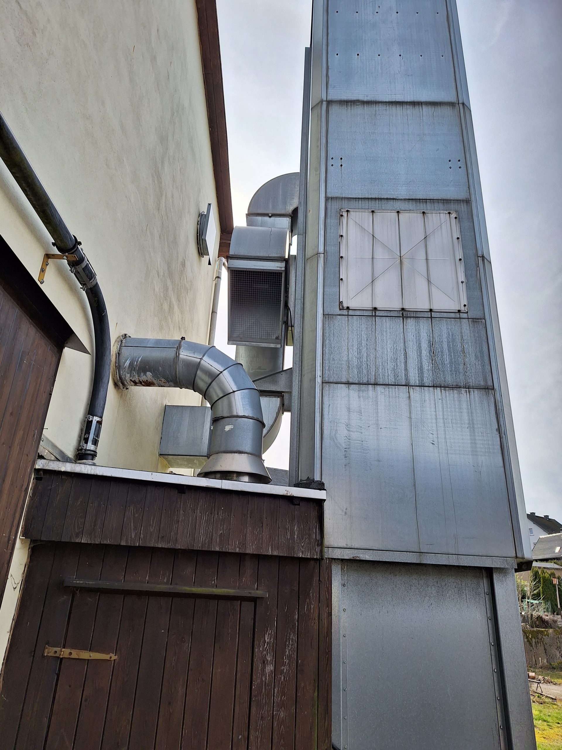 Wentylacja z brykieciarką - obrazek 4